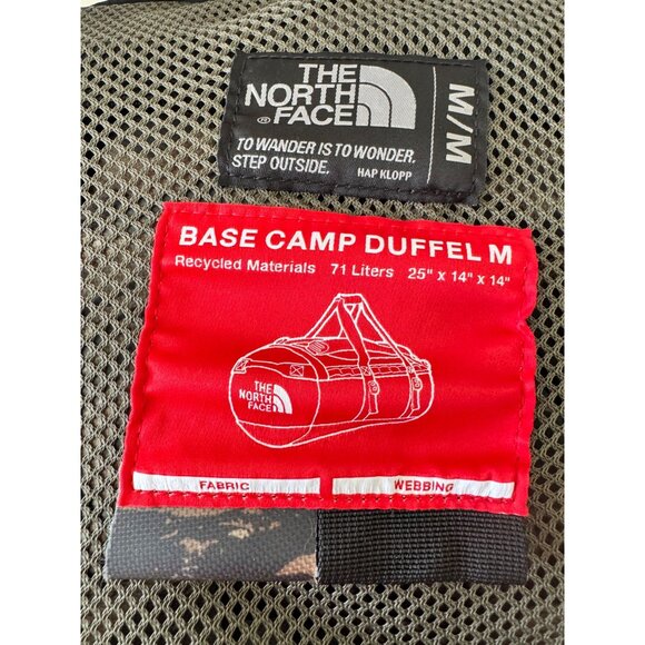 The North Face Base Camp Duffle Size Medium 25"x14"x14" Water Resistant Pockets - Picture 8 of 14